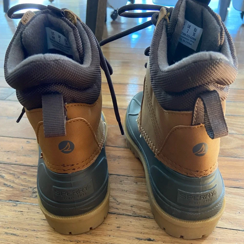 Sperry top sider storm hopper duck rain/snow Boots